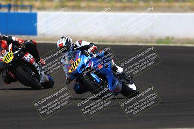 media/Jun-07-2025-TrackDaz (Sat) [[4413525952]]/A Group/1pm (Turn 1)/